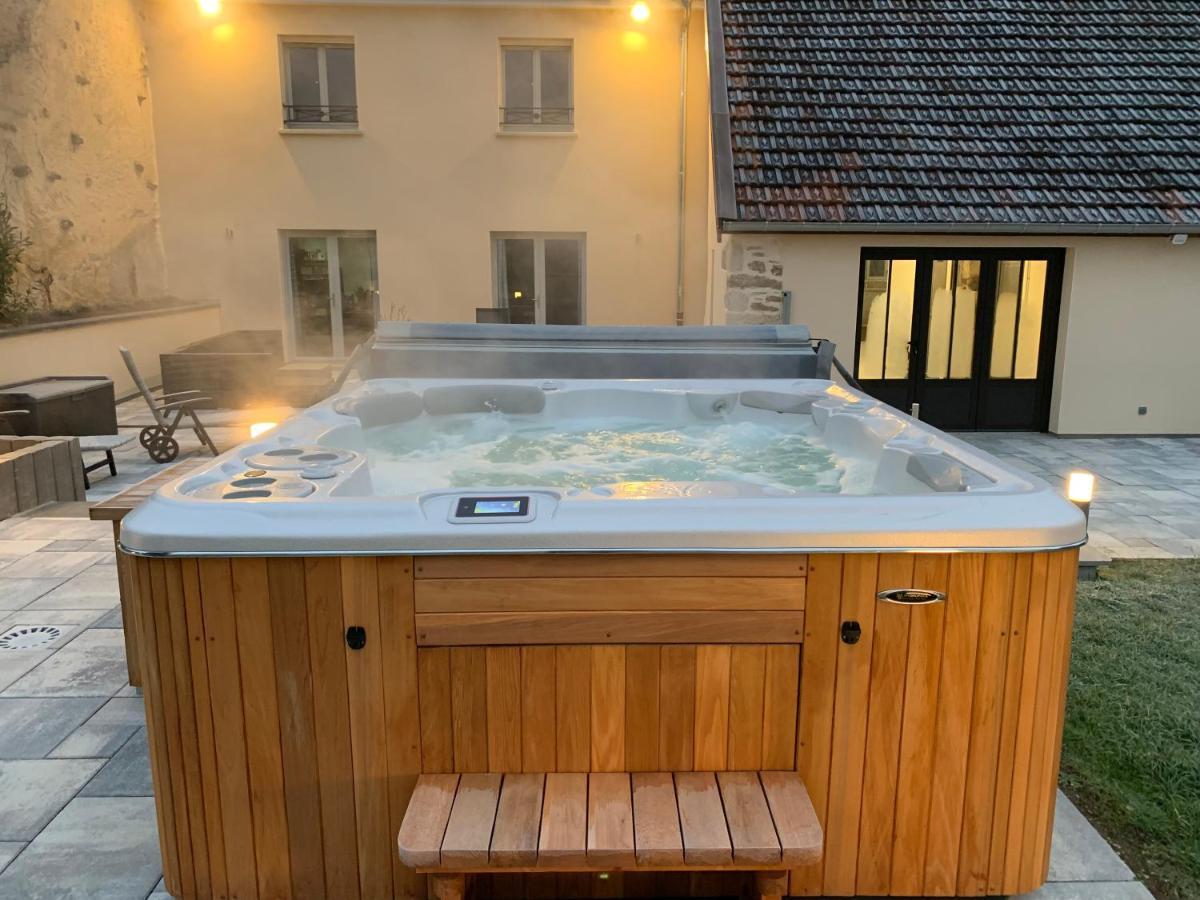 Chez La Rose Luxueuse Cottage Avec Jacuzzi Rouvres-la-Chétive Zewnętrze zdjęcie